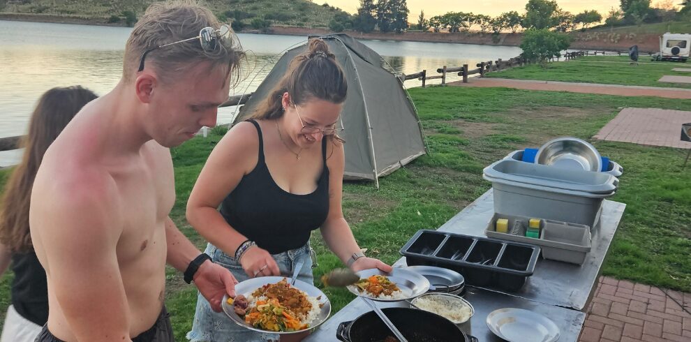 Zuid Afrika camping sfeer een hapje eten
